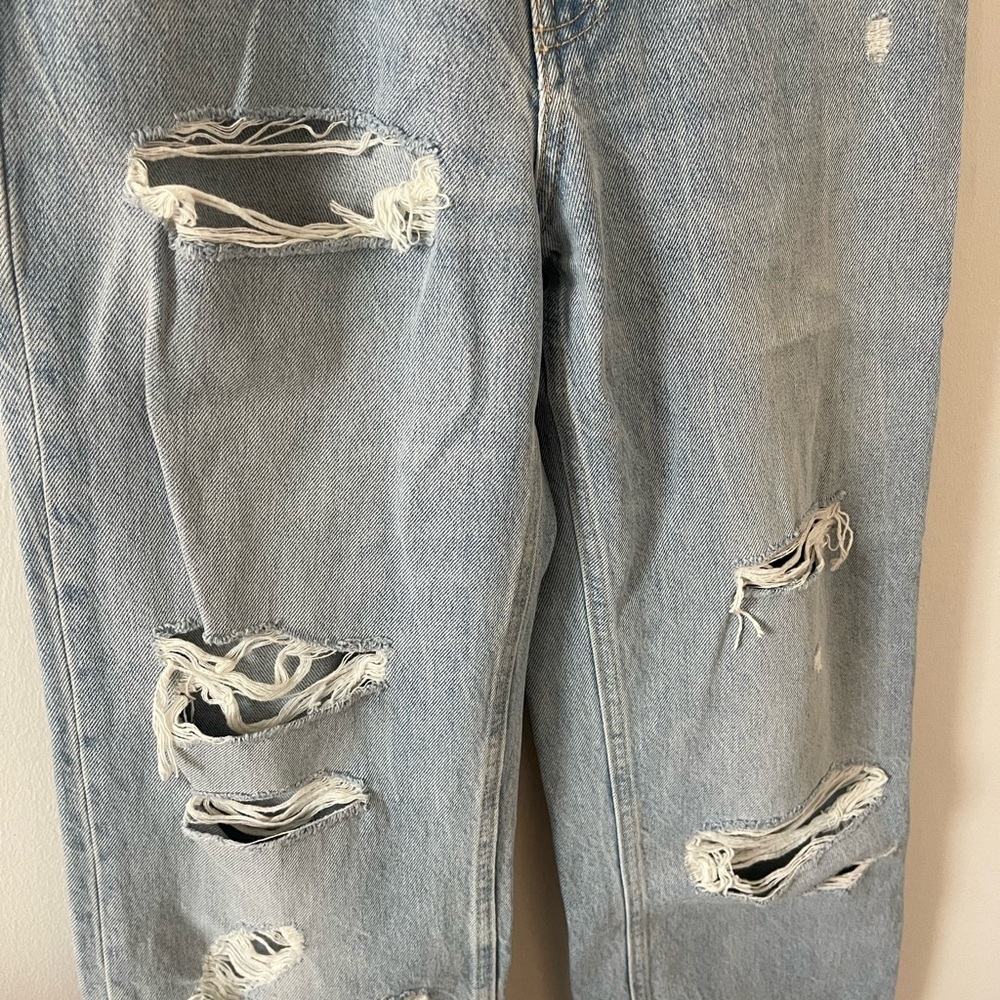 Zara High Rise Ripped Jeans - Picture 3 of 6